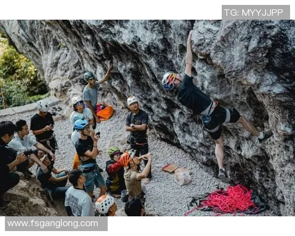 广州攀岩队在世界滑板锦标赛中以85分稳居积分榜首位