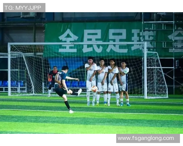 全球足球风云变幻新纪元 各大联赛激烈角逐 国家队备战国际大赛